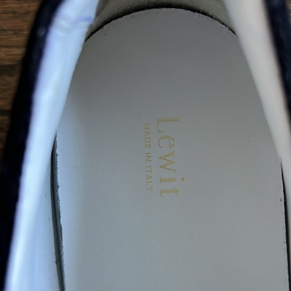 Lewit Arlo Embossed Black Velvet Slip On Platform Sneaker. Size 39. With Box. - Picture 5 of 9